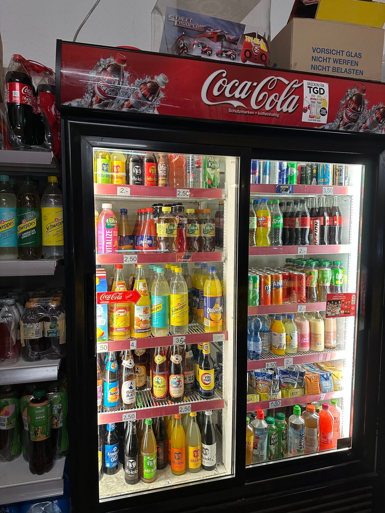 Getränkeregal im Laden